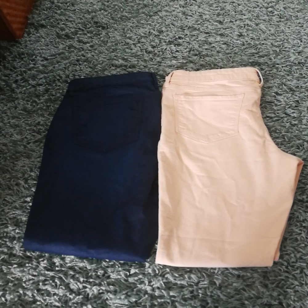 Two pairs of mid rise panys